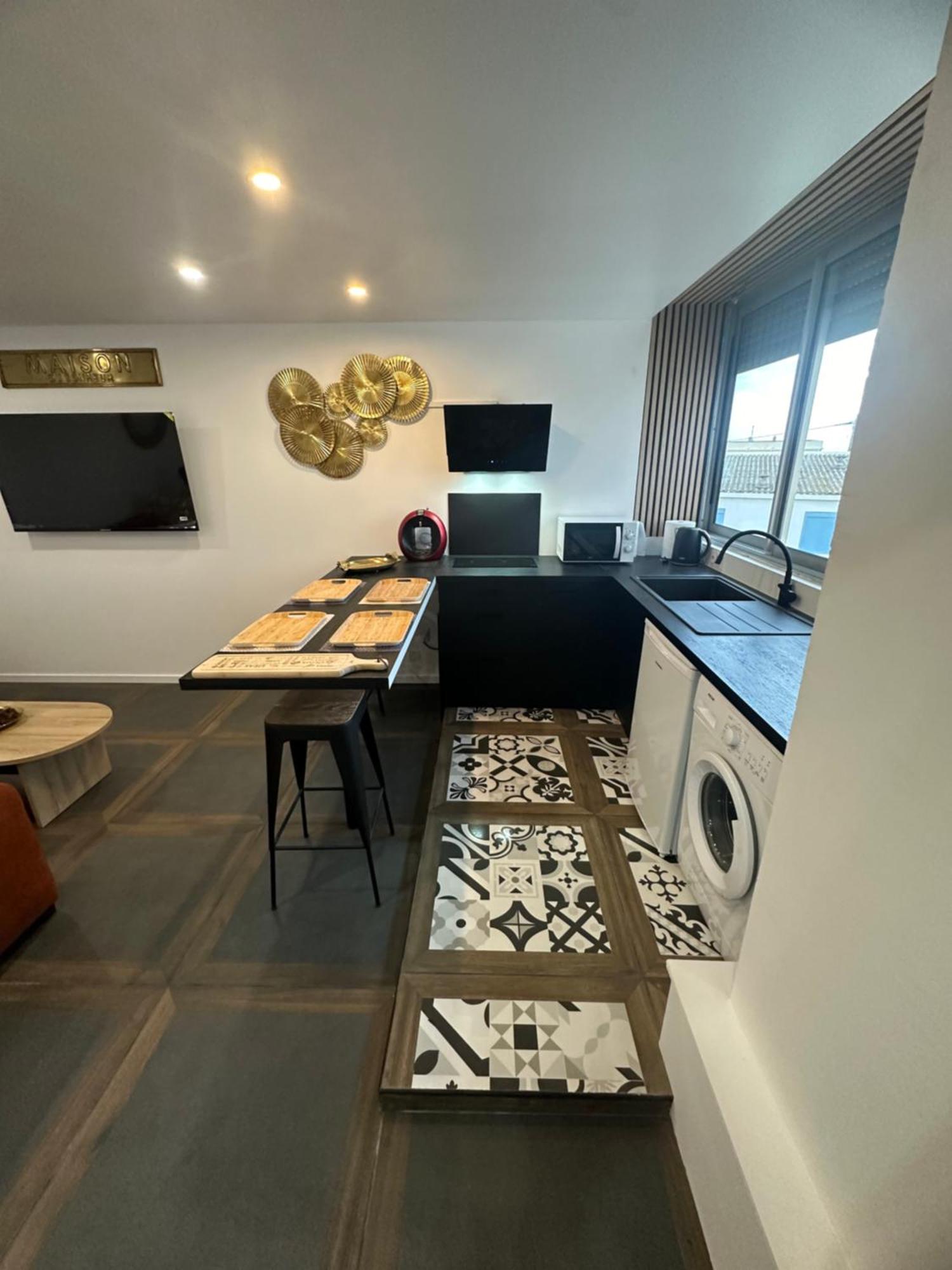 Appartement Maison Du Bonheur à Narbonne Extérieur photo